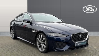 Jaguar XE 2.0 D200 R-Dynamic SE Black 4dr Auto Diesel Saloon